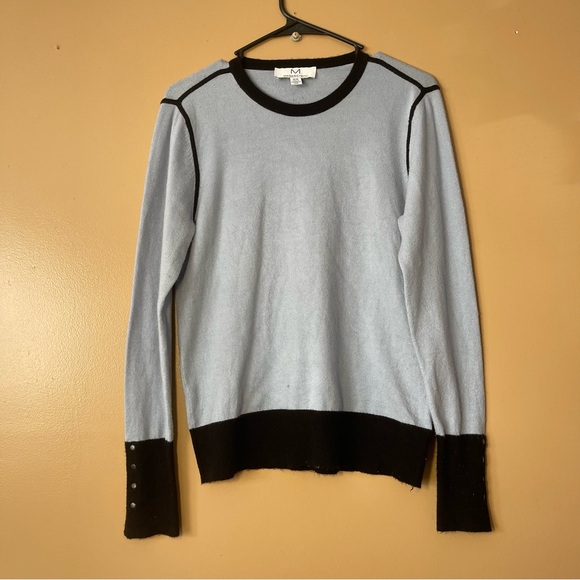 Magaschoni  Blue and Black Sweater cute button detail on sleeves size medium - Picture 4 of 7
